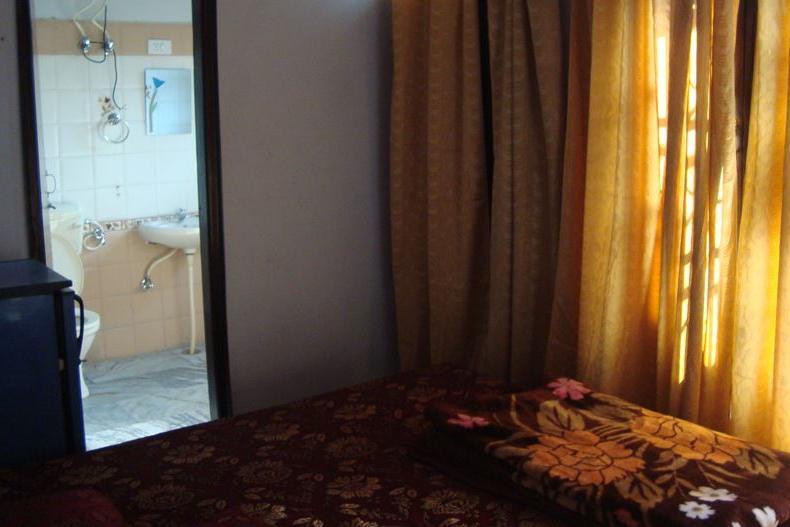 Raja Guest House ジャランダール エクステリア 写真